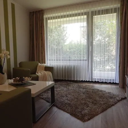 Πανσιόν Haus Heitzig Λίπσταντ